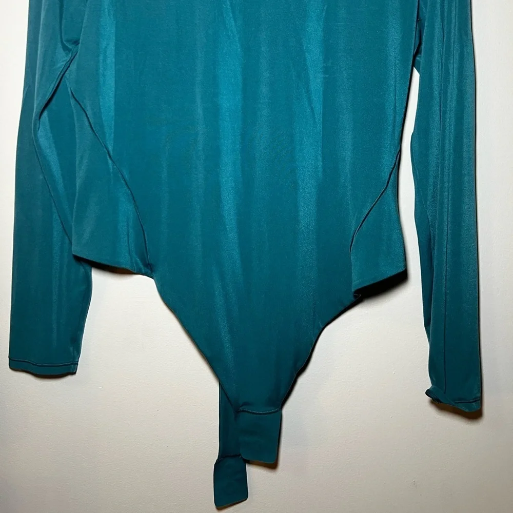Lululemon Athletica Teal Long Sleeve Classic Night Out Turtleneck Bodysuit XL